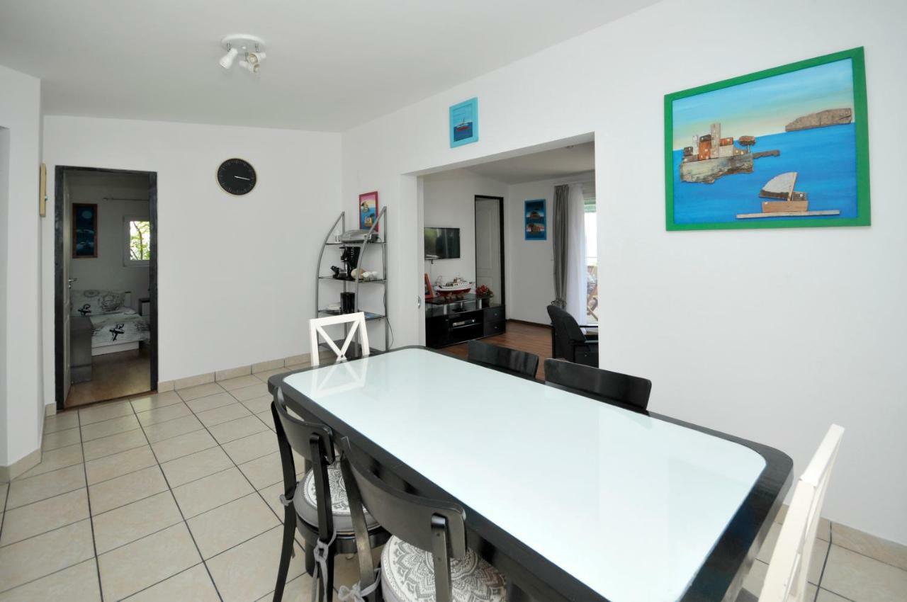 Apartment Sandra Trogir Bagian luar foto