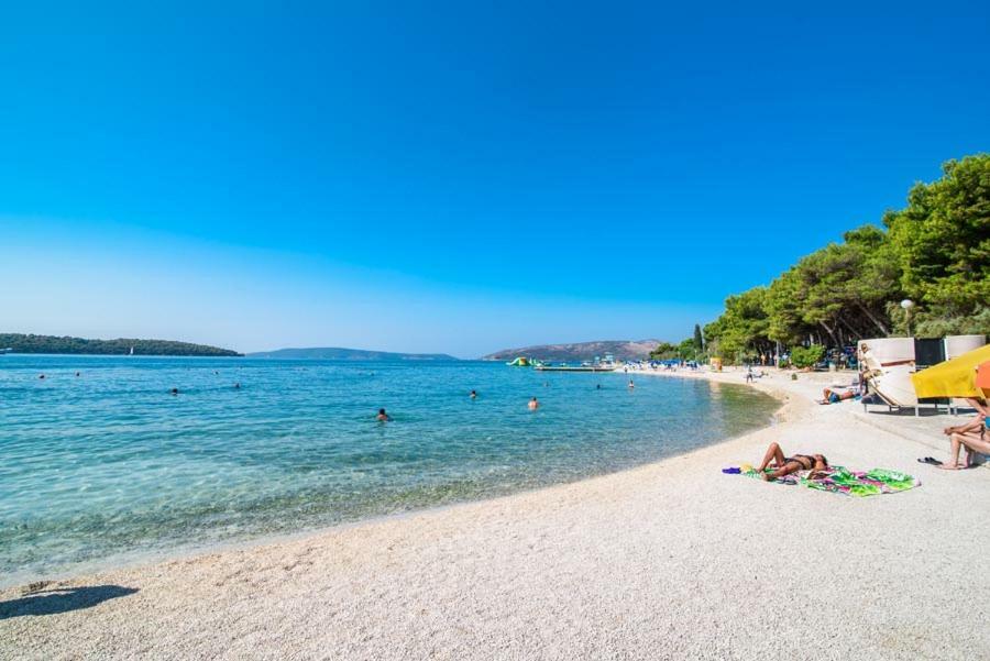 Apartment Sandra Trogir Bagian luar foto